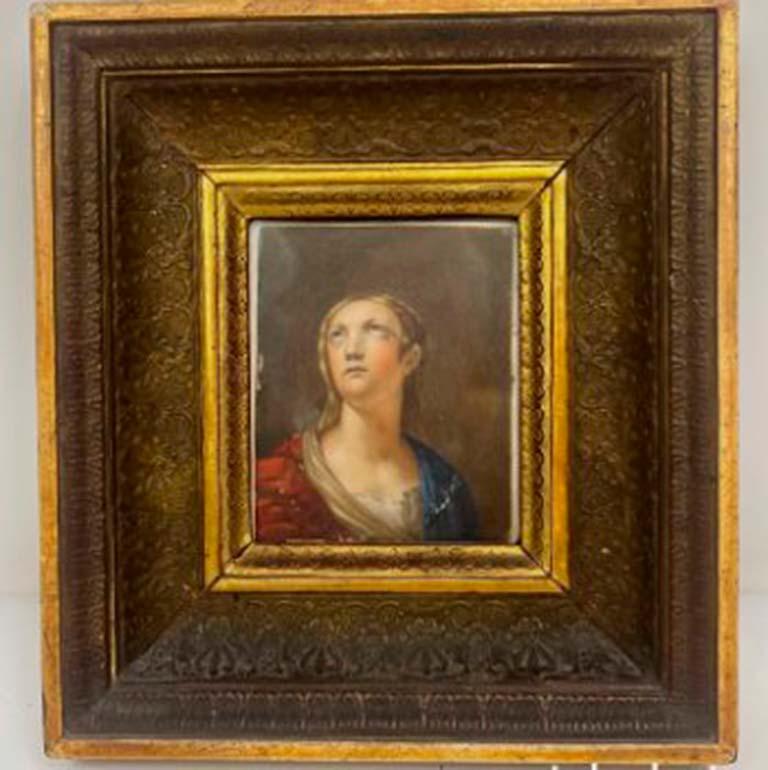 Virgen en miniatura - pintada sobre placa de hueso - Siglo XIX - Old Masters Painting by Unknown