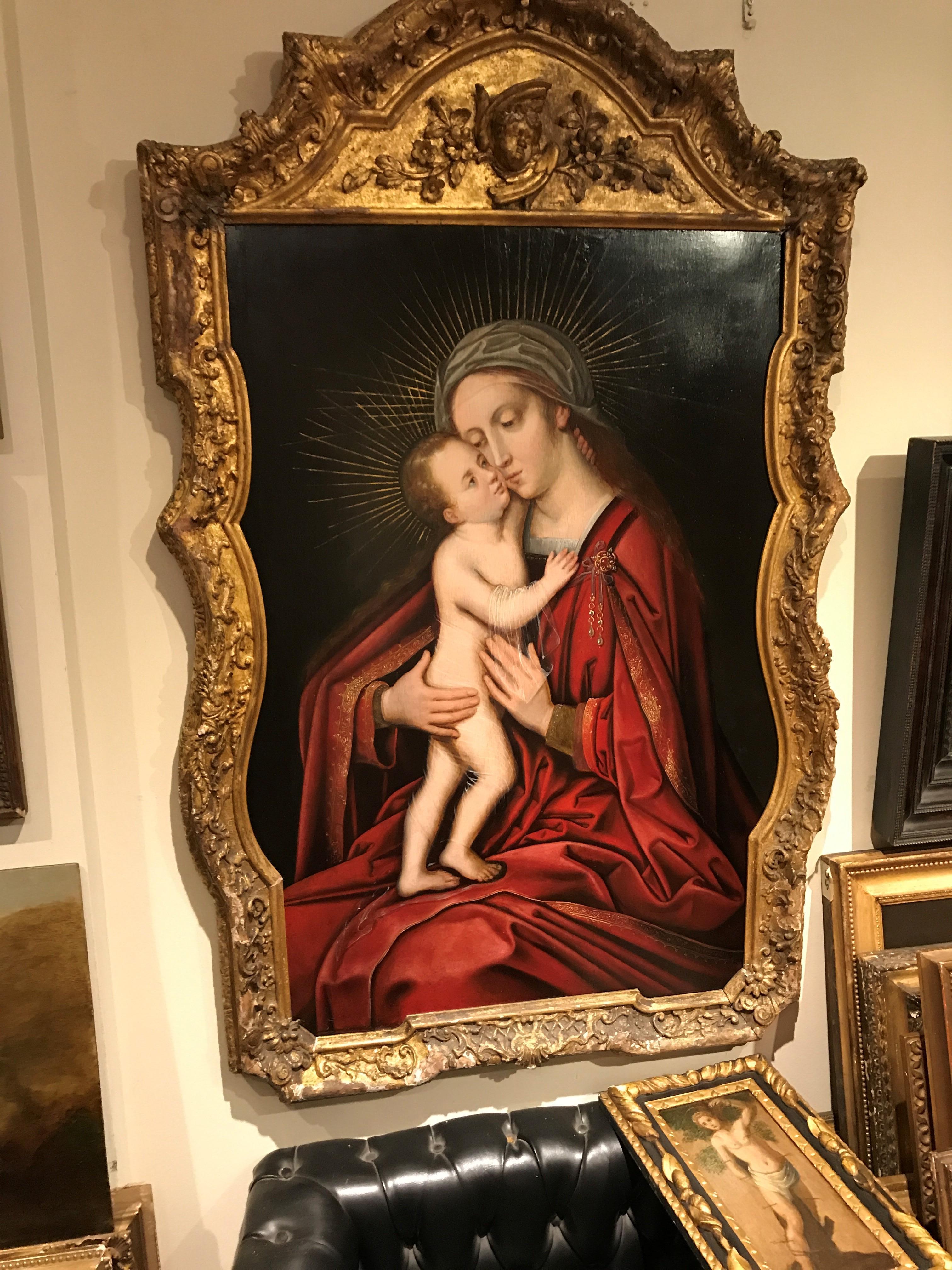Virgin and Child
Italian circa 1520
Oil on panel in a carved, shaped, giltwood early frame
41 x 27 inches; 55 x 37 inc. frame

Provenance:
Sold by Mrs. F. Taylor to Mr. Mori for £18.18 (18gns) at Christie’s the 17th June 1949 as 
‘Lot 67, VAN DER