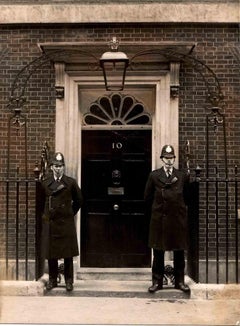 10 Downing Street in 1980s - Vintage B/W photo