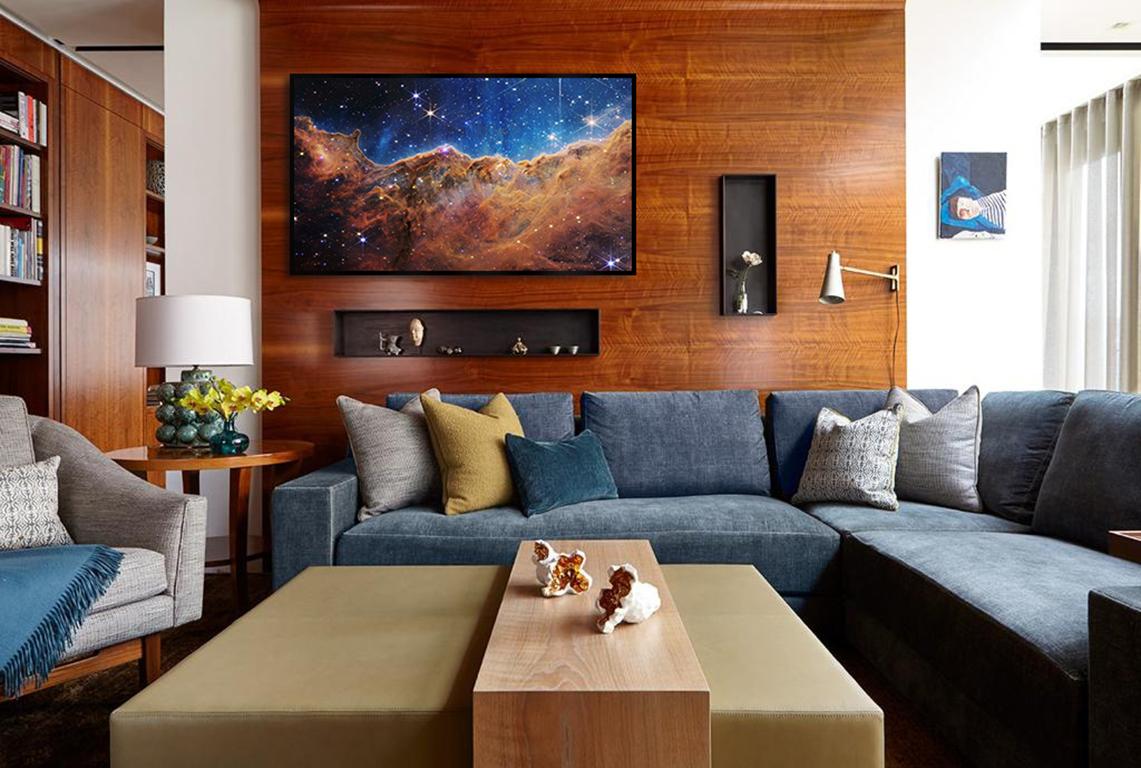 30x50 Cosmic Cliffs, photographie du télescope spatial de James Webb, Photo d'art de la NASA - Print de Unknown