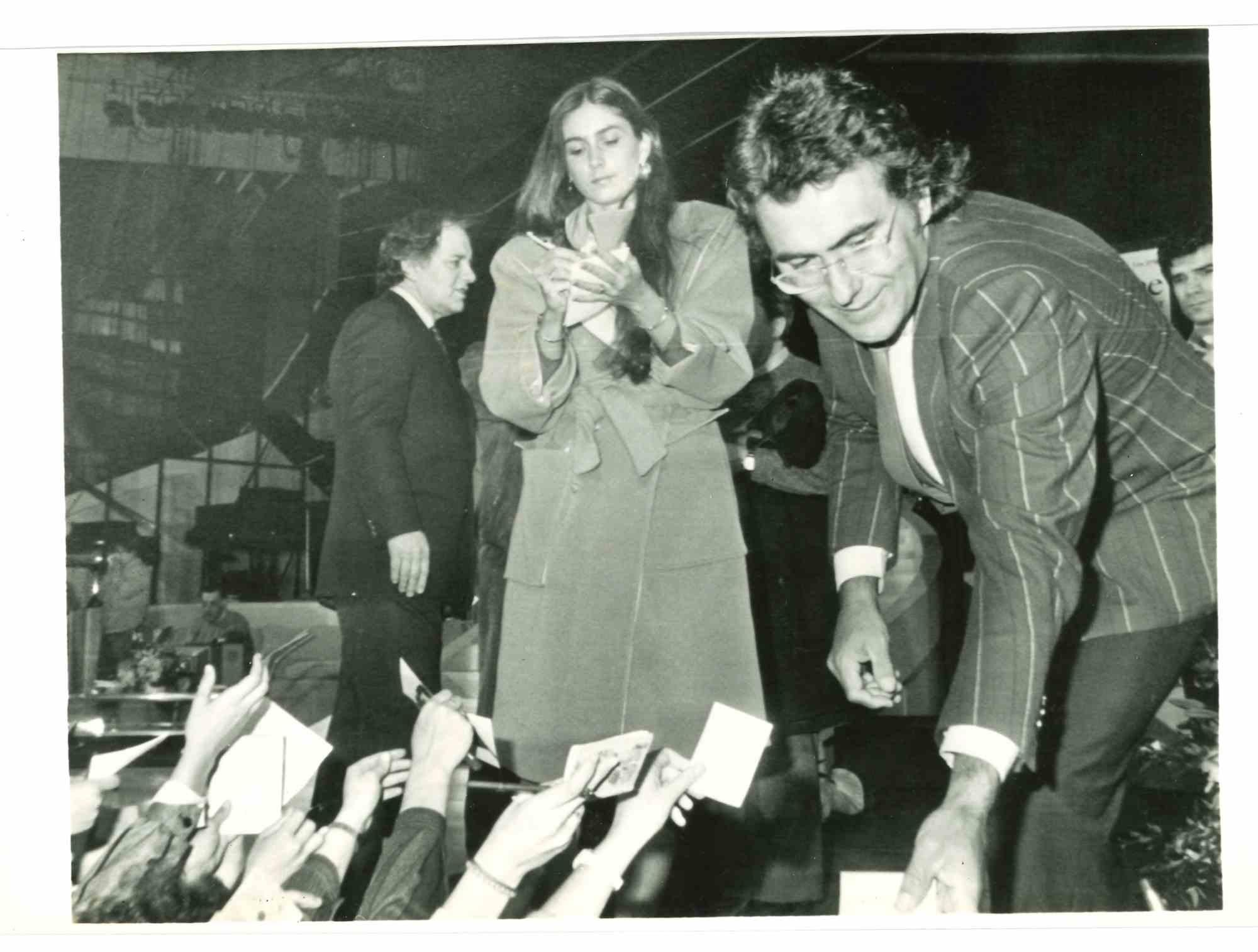 Unknown Figurative Photograph - Al Bano and Romina - Vintage Photograph - 1980s