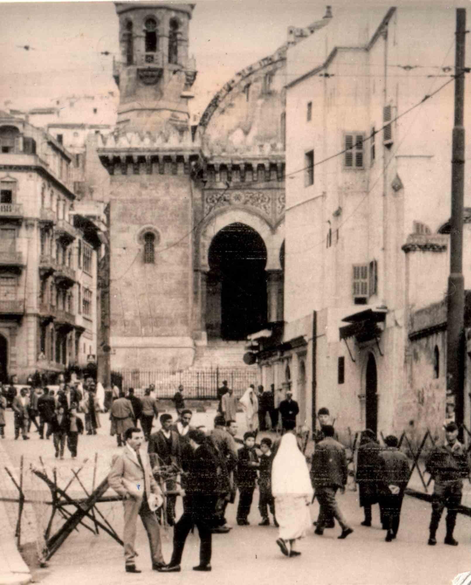 Unknown Black and White Photograph - Algeria, historical photograph - Mid-20 Century