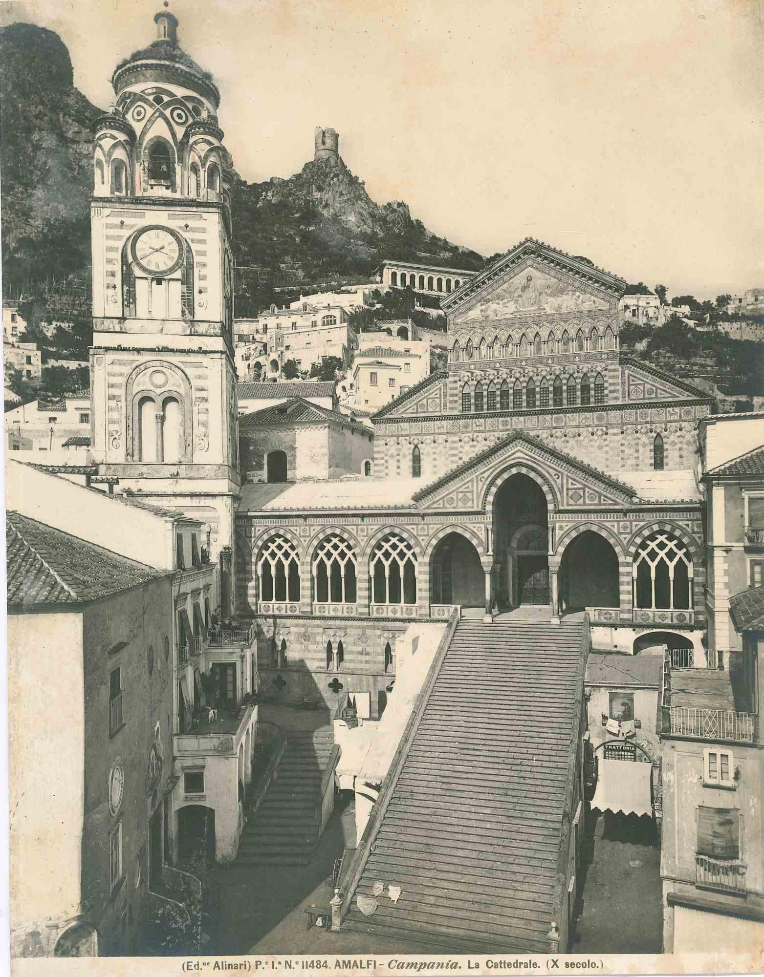 Unknown Figurative Photograph – Amalfi-Kathedrale – Vintage-Foto – frühes 20. Jahrhundert