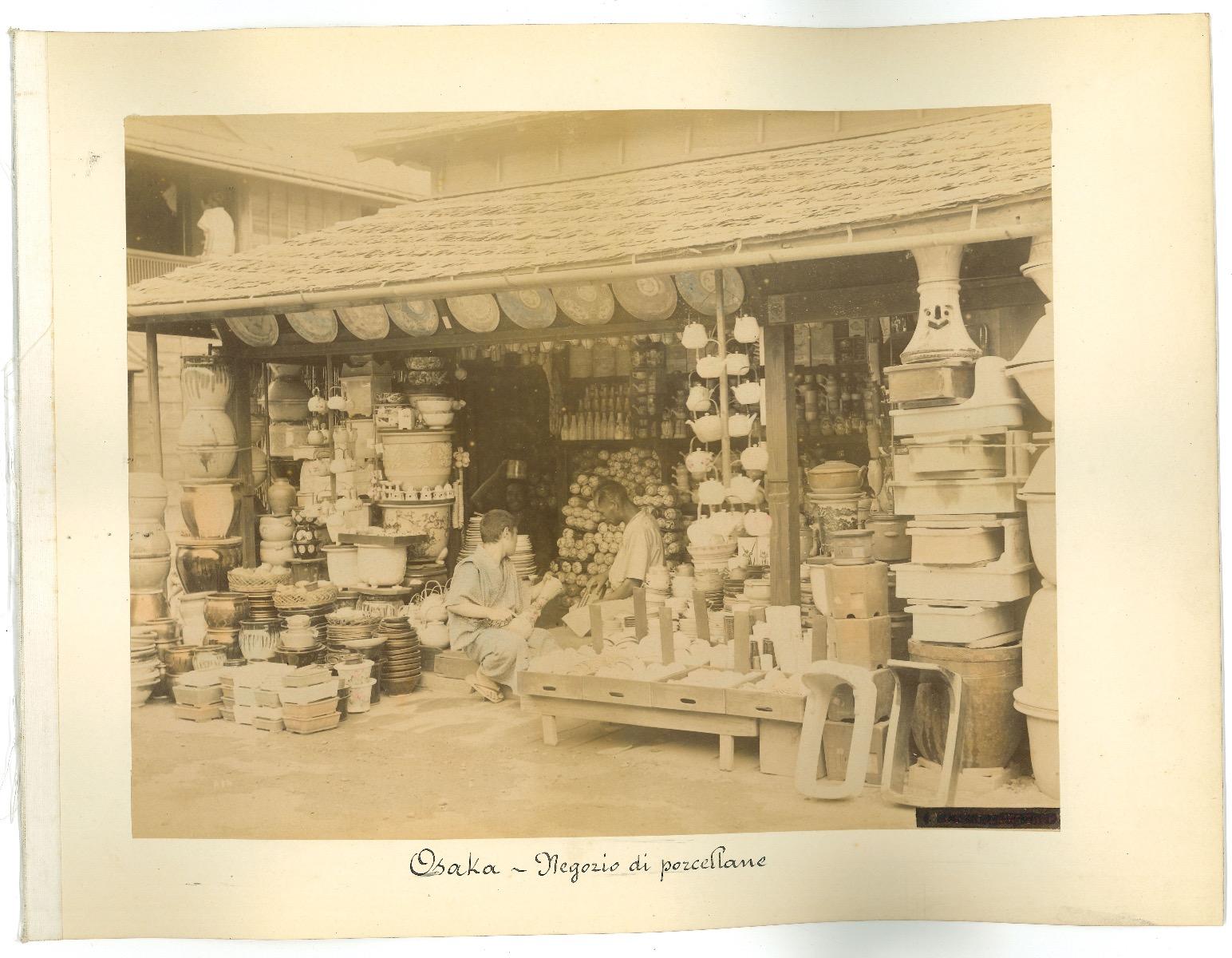 Ancient Japanese Ethnographic photos from Osaka - Albumen Prints - 1880s/90s - Photograph by Unknown