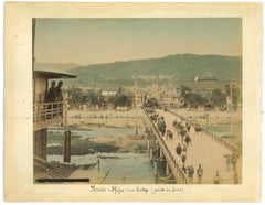 Antike Ansicht von Kyoto, Shinjio Eisenbrücke - Original Albumendruck - 1880er/90er Jahre