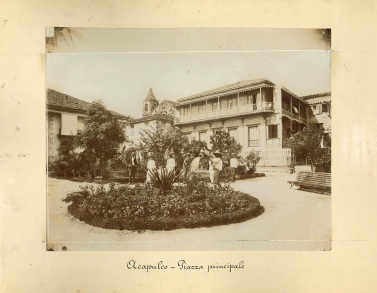 Unknown Landscape Photograph - Ancient Views of Acapulco - Original Vintage Photos - 1880s