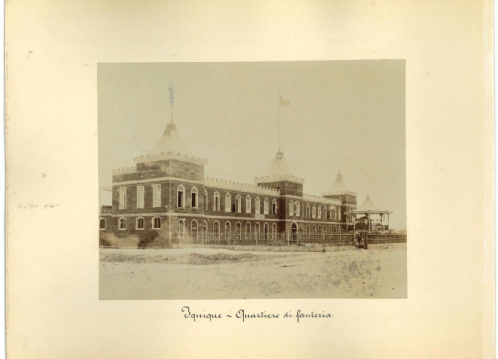 Ancient Views of Iquique, Chile - Vintage Photo - 1880s - Photograph by Unknown