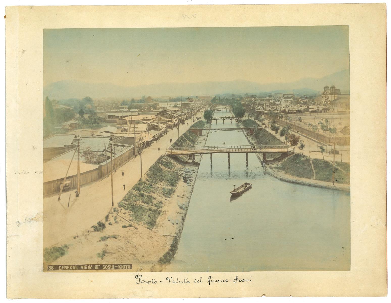 Ancienne rivière Wiew de Kyoto, rivière Sosui - Impression albumen originale des années 1880/90
