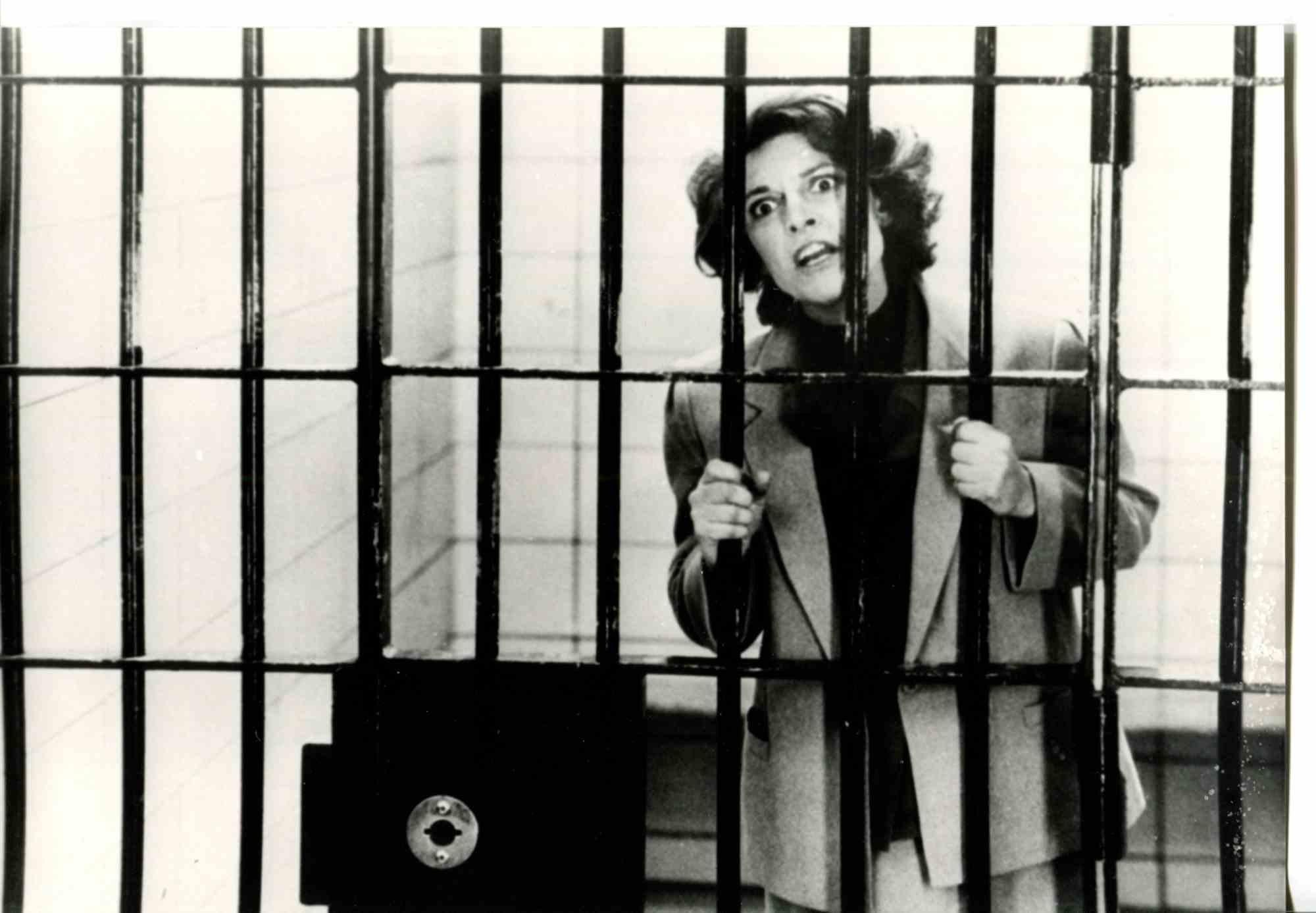 Portrait Photograph Unknown - Anne Bankroft dans "Prison" - Photo - années 1950