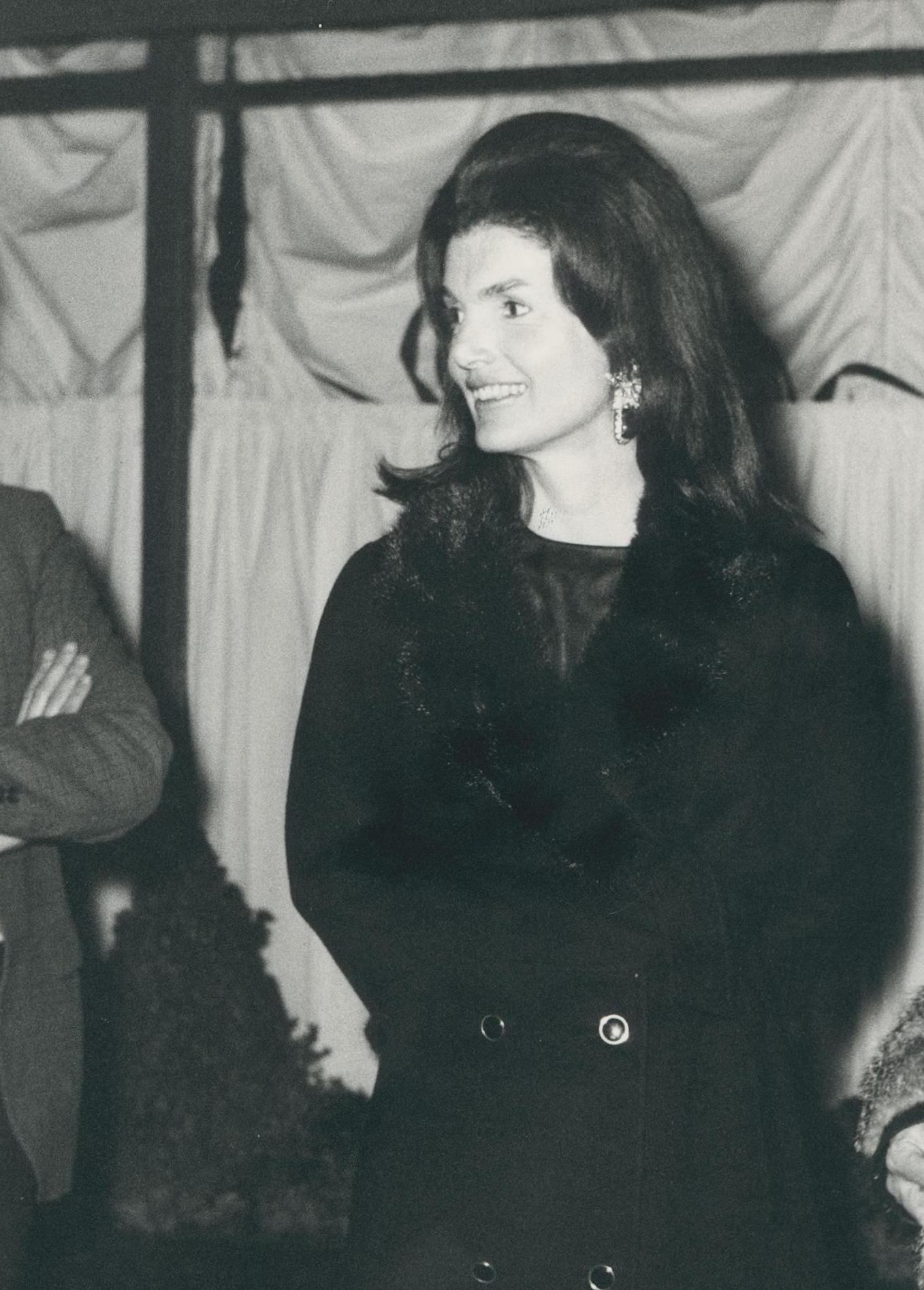 Ari und Jackie Onassis, Schwarz-Weiß-Fotografie, Paris (Moderne), Art, von Unknown