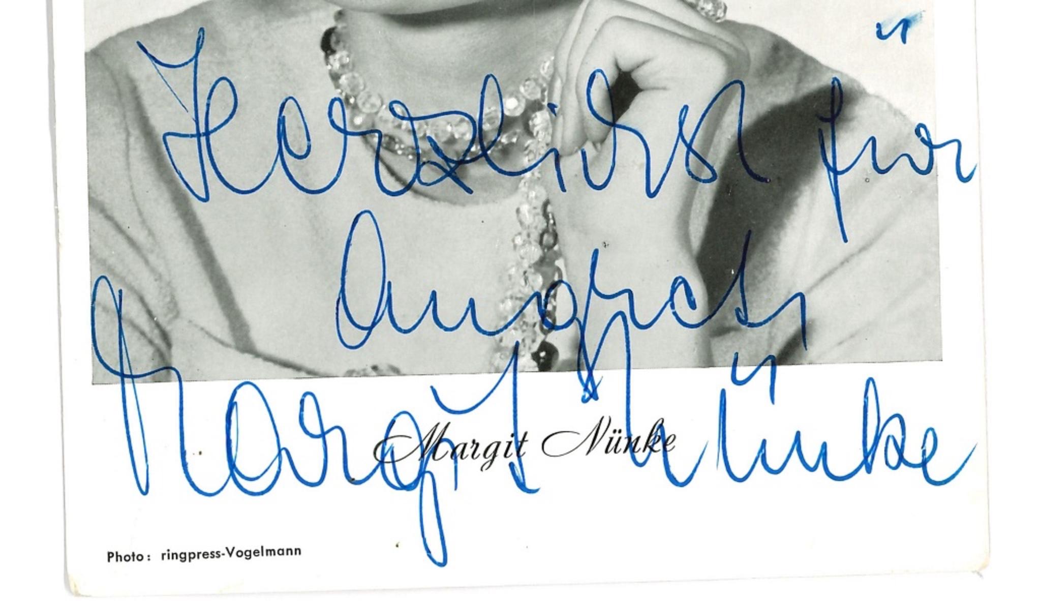 Autograph Portrait of Margit Nünke - Original b/w Postcard - 1950s - Photograph by Unknown