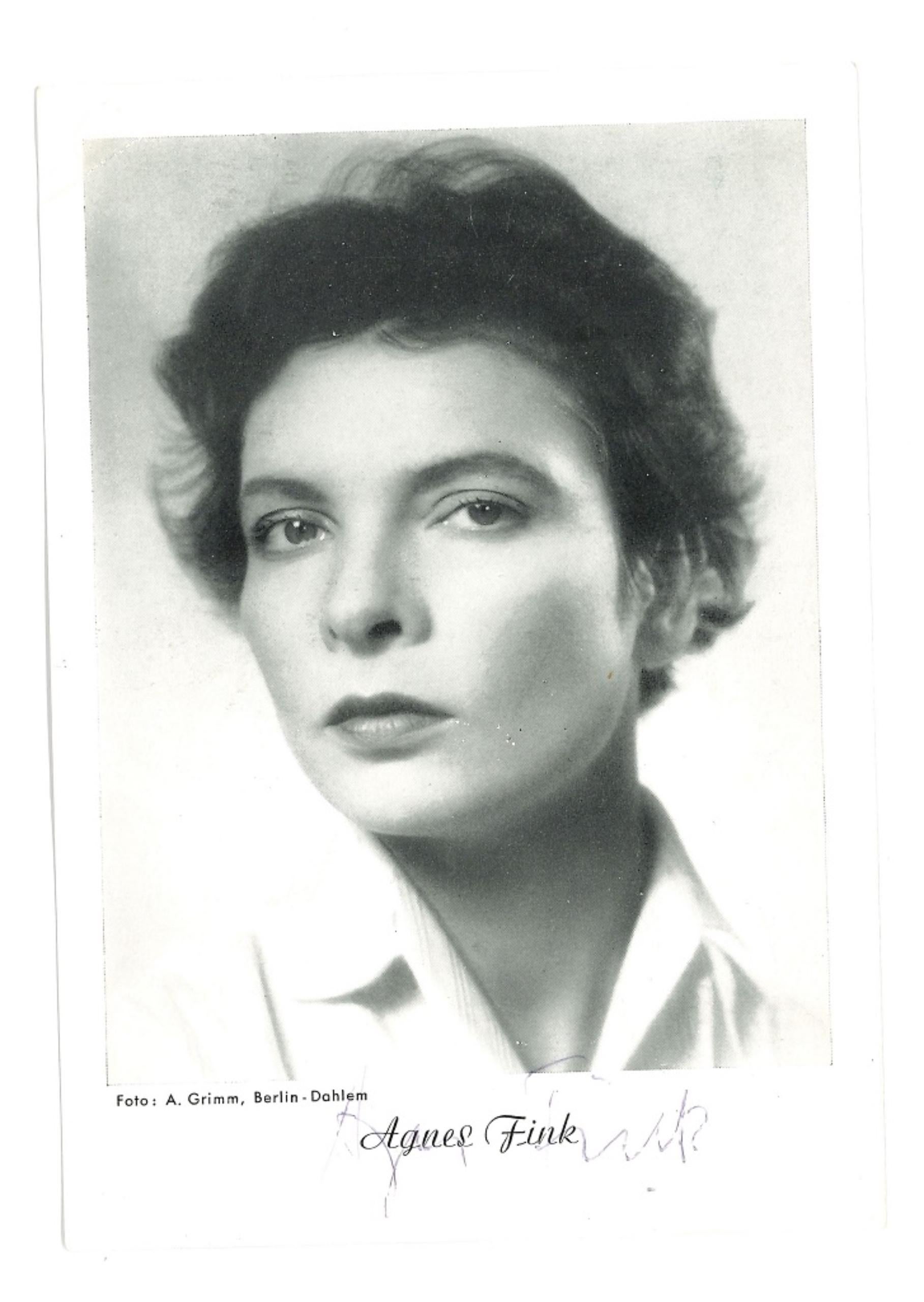 Unknown Portrait Photograph - Autographed Portrait of Agnes Fink - Original b/w Postcard Portrait - 1950s