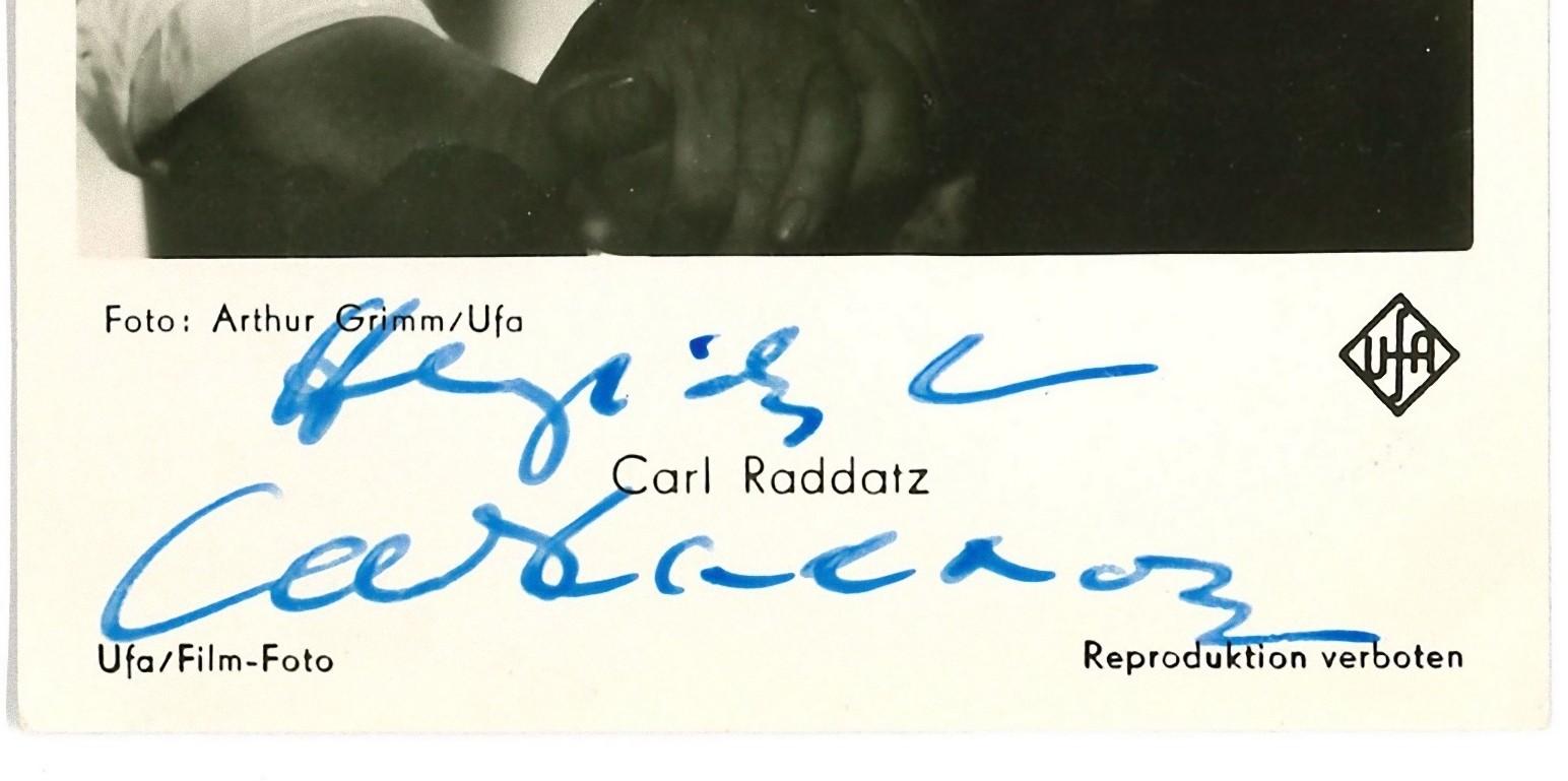 Autographed Portrait of Carl Raddatz - Vintage b/w Postcard - 1960s - Photograph by Unknown