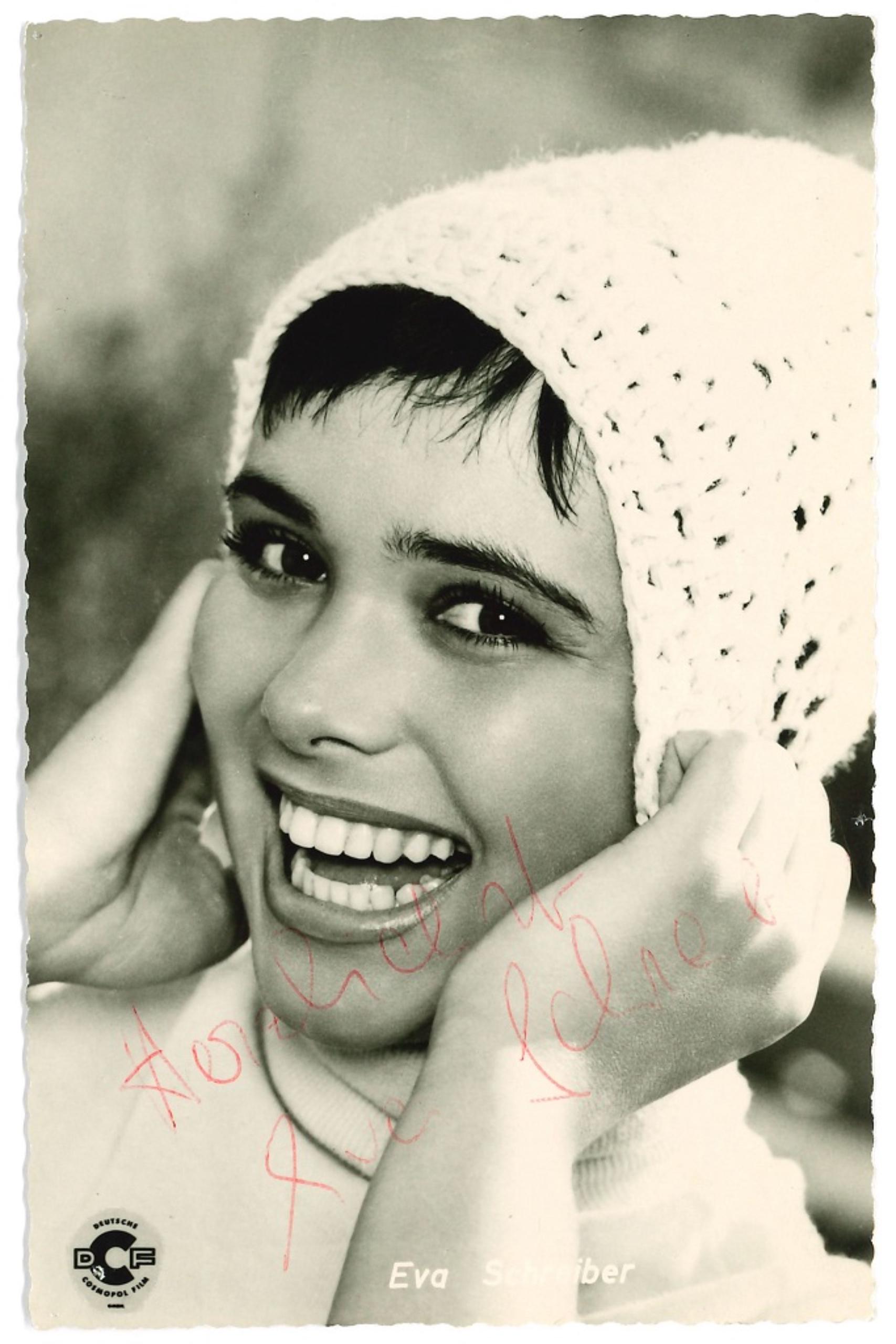 Unknown Portrait Photograph - Autographed portrait of Eva Schreiber - Vintage b/w Postcard - 1958