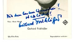 Autographisches Porträt von Gerhard Frickhffer - Vintage b/w Postcard - 1960er Jahre
