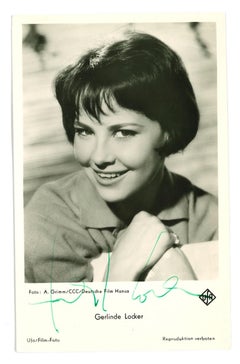 Autographisches Porträt von Gerlinde Locker - Original b/w Postcard - 1950er Jahre