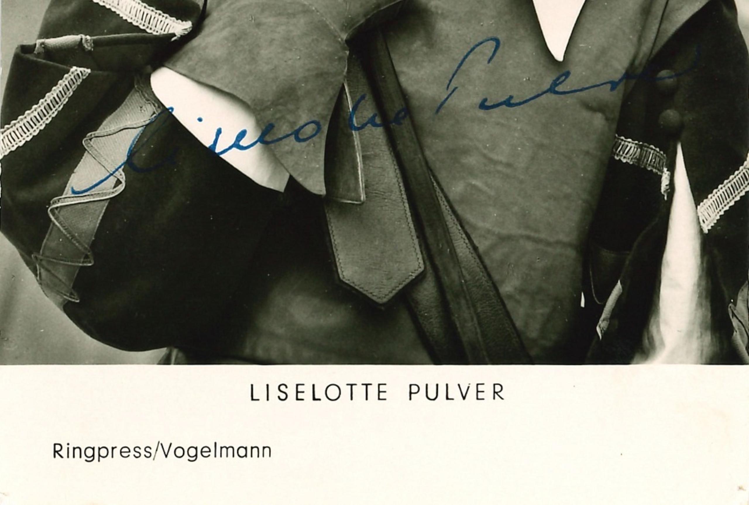 Autographed Portrait of Liselotte Pulver - Original b/w Postcard - 1960s - Photograph by Unknown