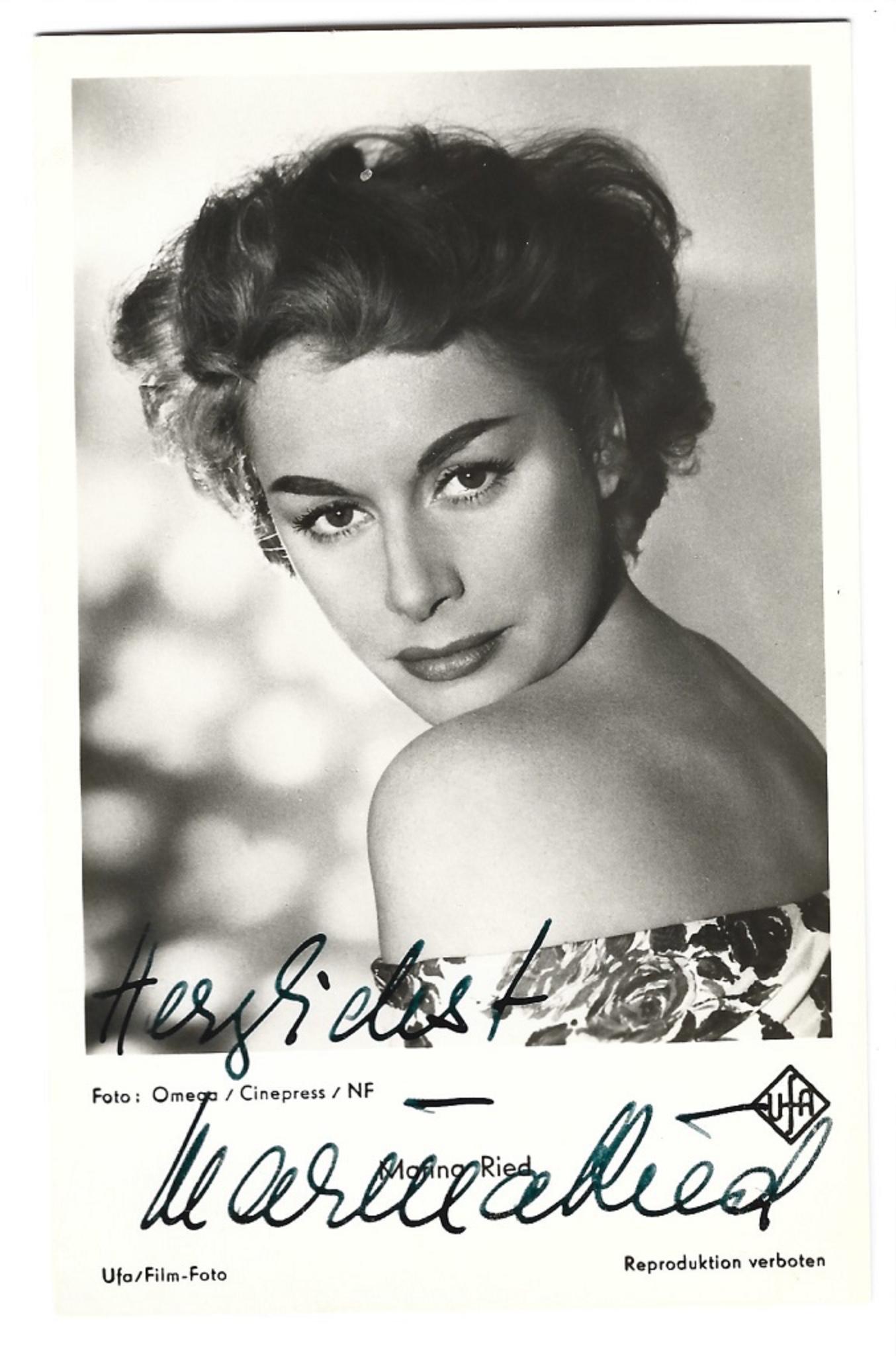 Unknown Portrait Photograph - Autographed Portrait of Marina Ried - Vintage b/w Postcard - 1950s