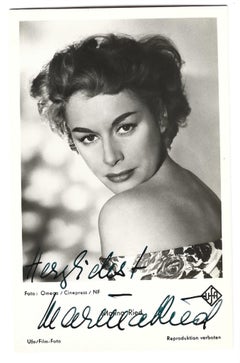 Portrait autographié de Marina Ried - Affiche vintage b/w, années 1950