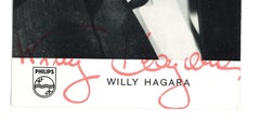 Ritratto autografato di Willy Hagara - Cartolina d'epoca in b/n - anni '60