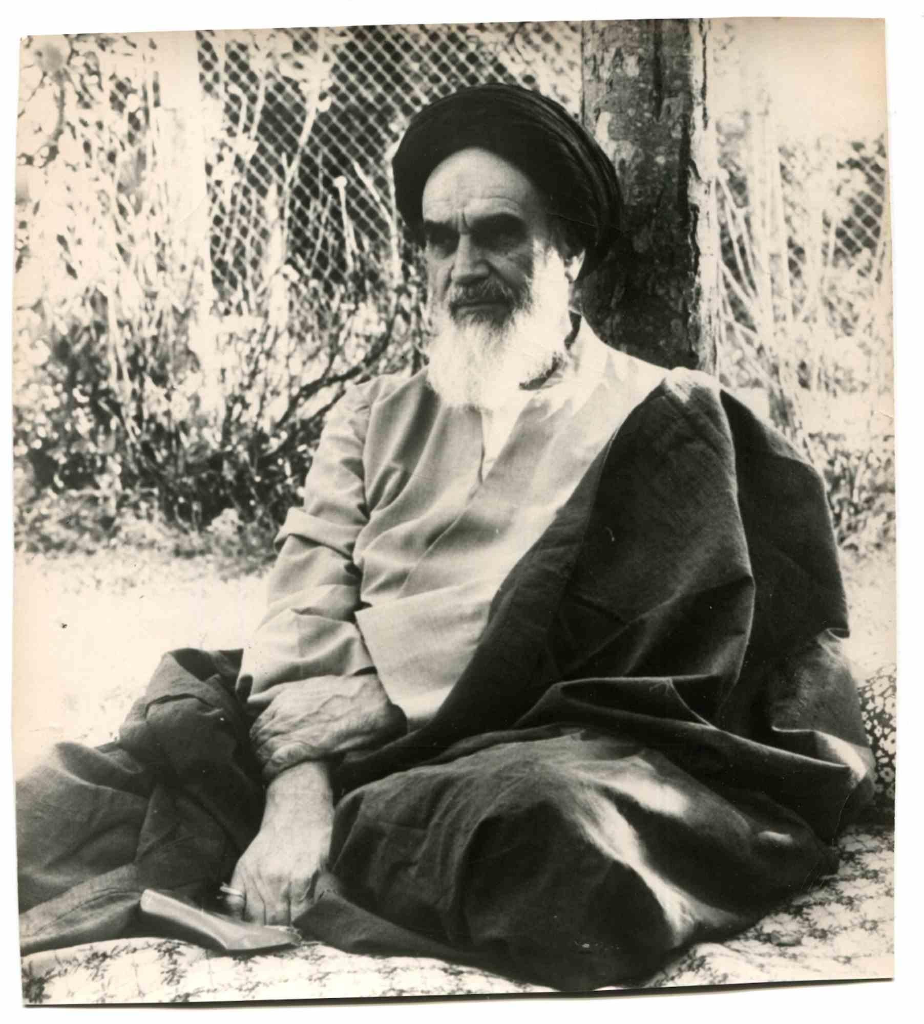 Figurative Photograph Unknown - Ayatollah Khomeini - Photo vintage, années 1970