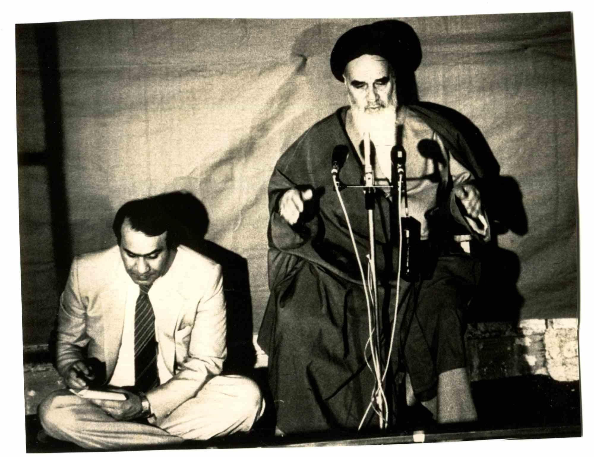 Unknown Figurative Photograph – Ayatollah Khomeini – Vintage-Foto – 1970er Jahre