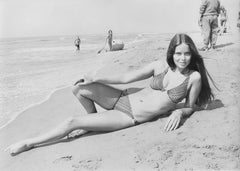 Barbara Bach: Sexy 007 Bond Girl in Bikini Fine Art Print