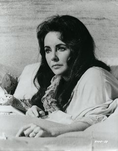 Beautiful Elizabeth Taylor Vintage Original Photograph