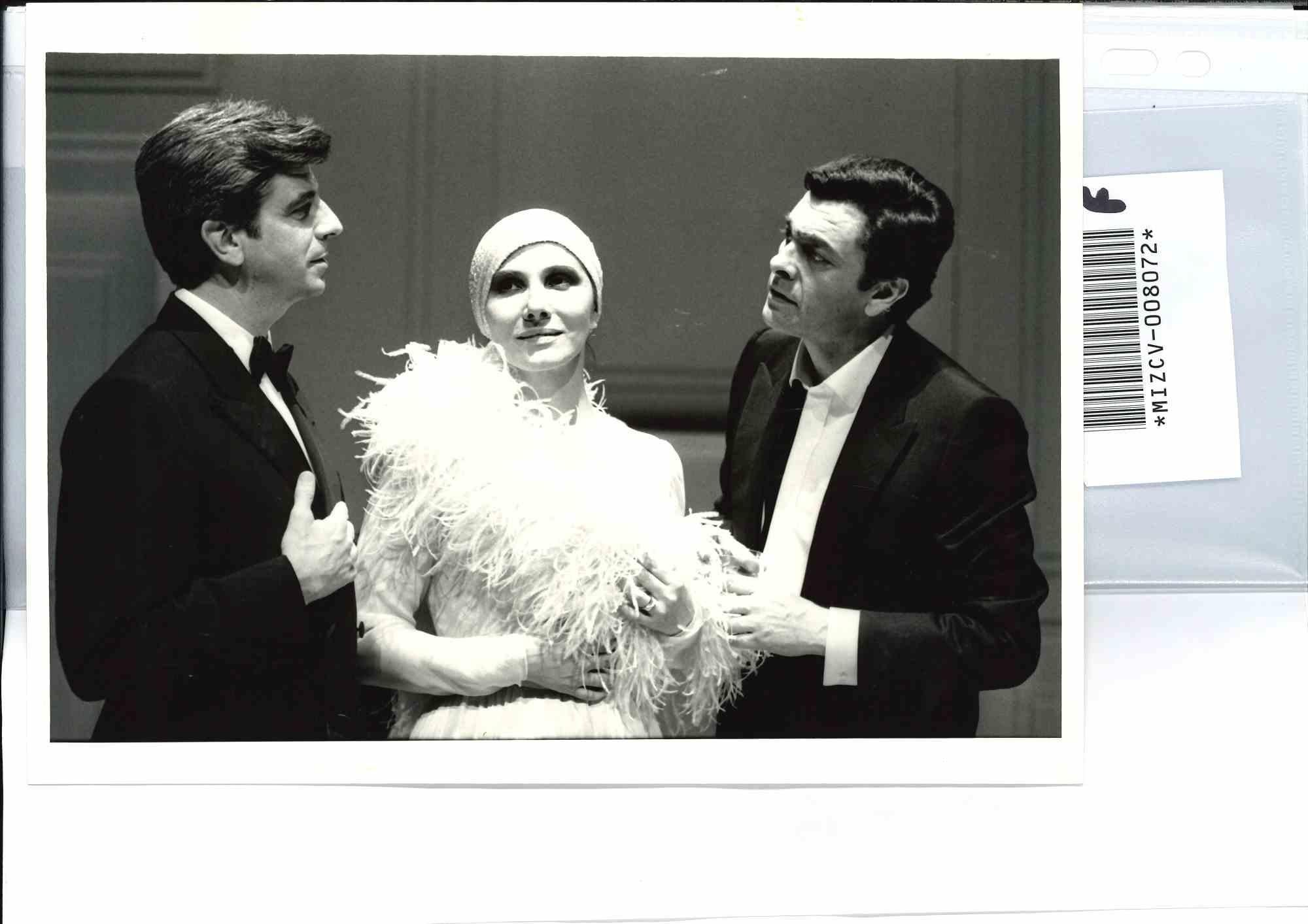Figurative Photograph Unknown - Trahisons de Harold Pinter - Photo Vintage - années 1970