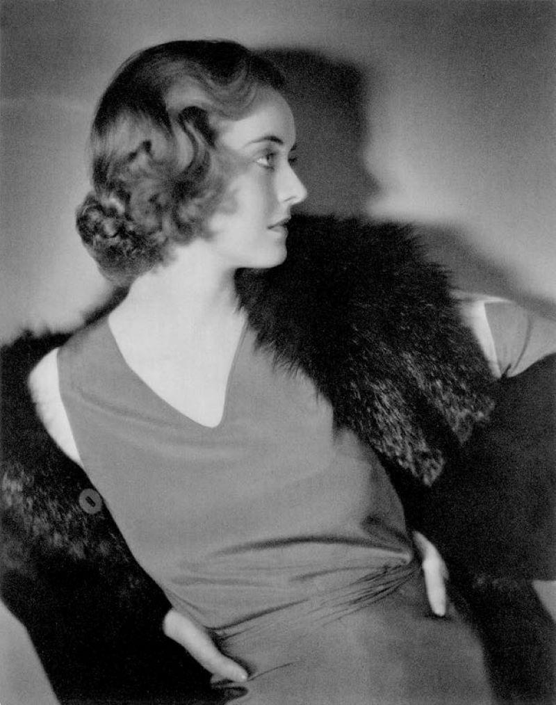 Unknown Portrait Photograph - Bette (1931) Silver Gelatin Fibre Print 
