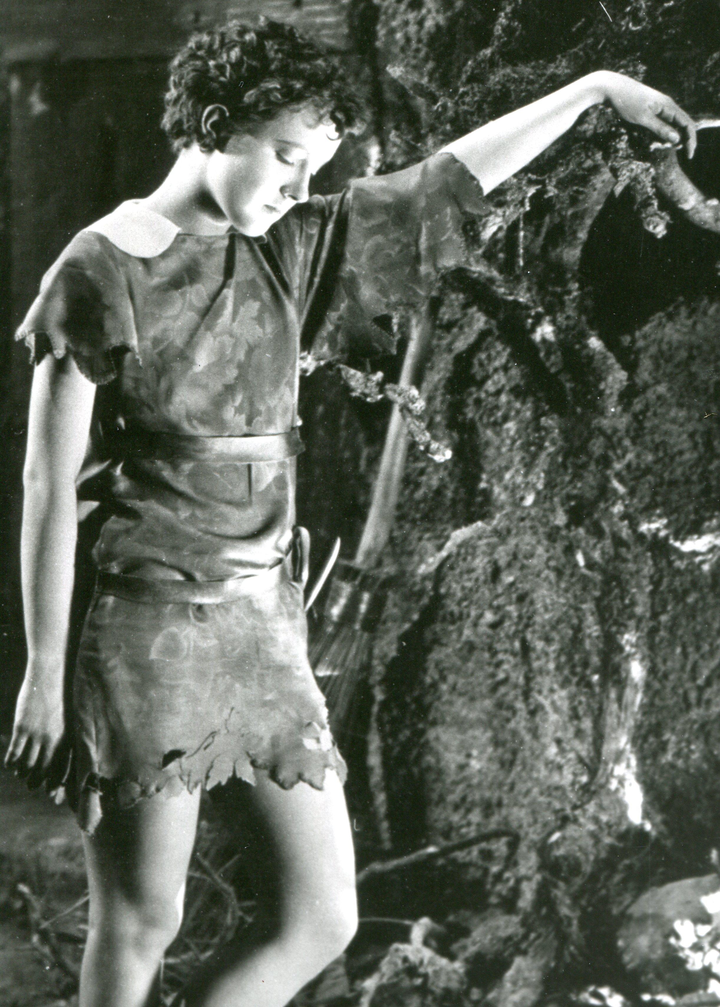 Betty Bronson in Peter Pan 1924 – Photograph von Unknown