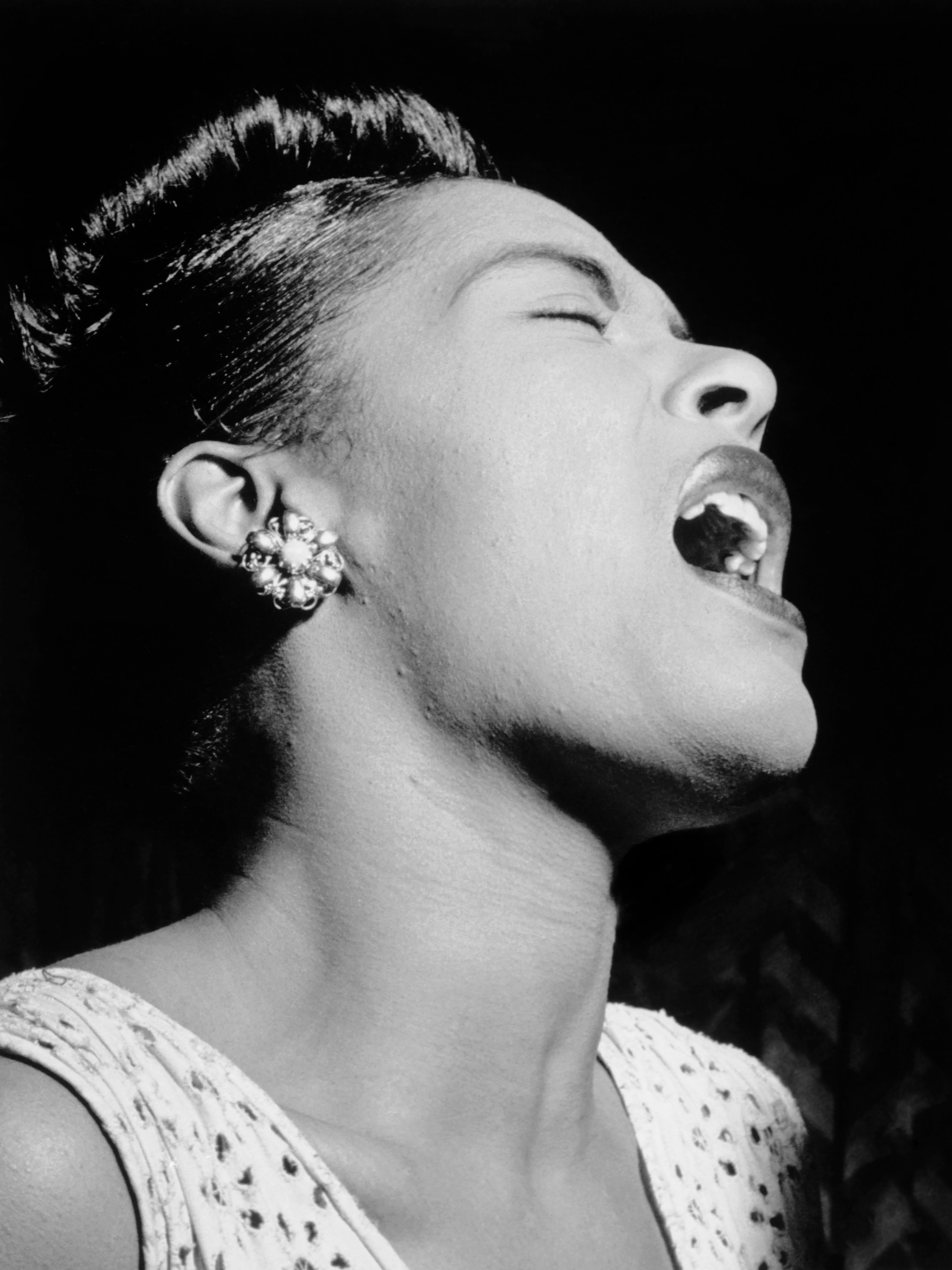 Billie Holiday Singing