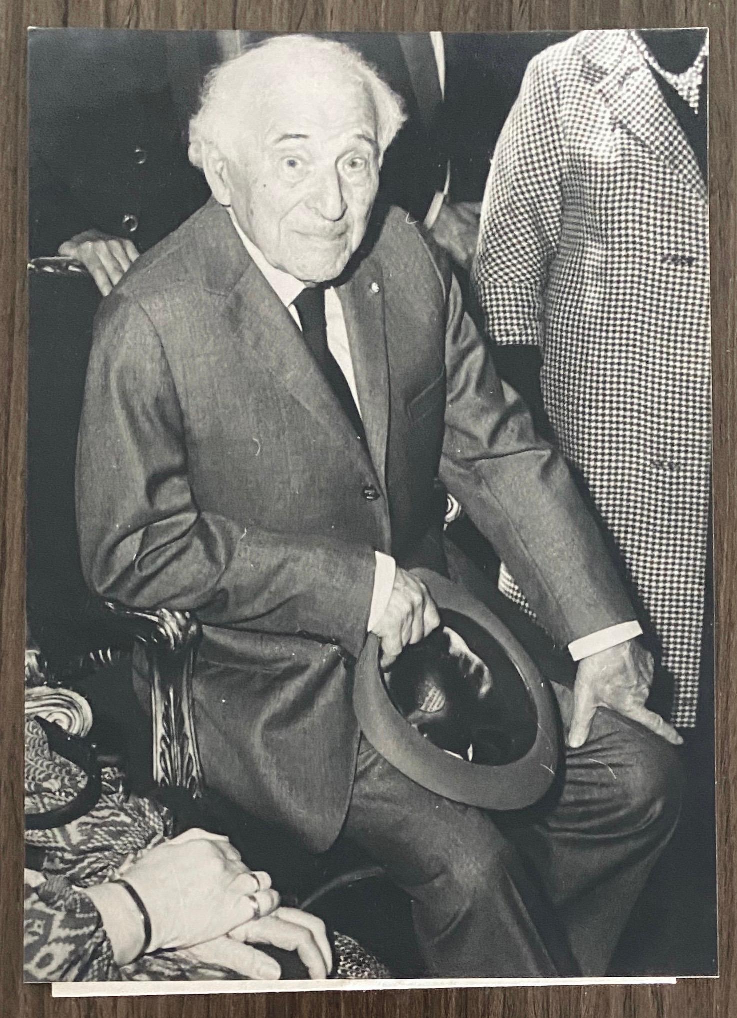 Black And White Photograph Of Marc Chagall 1978  For Sale 1