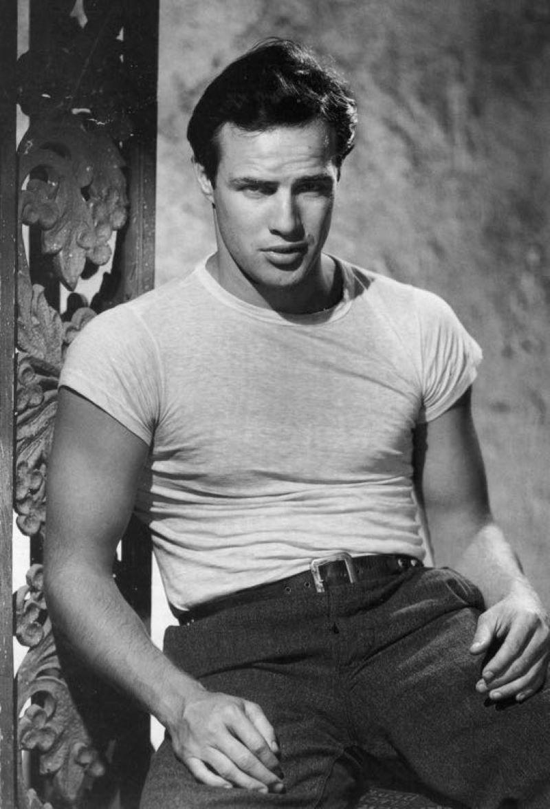 Unknown Black and White Photograph – Brando (1950) Silbergelatinefaser-Druck 