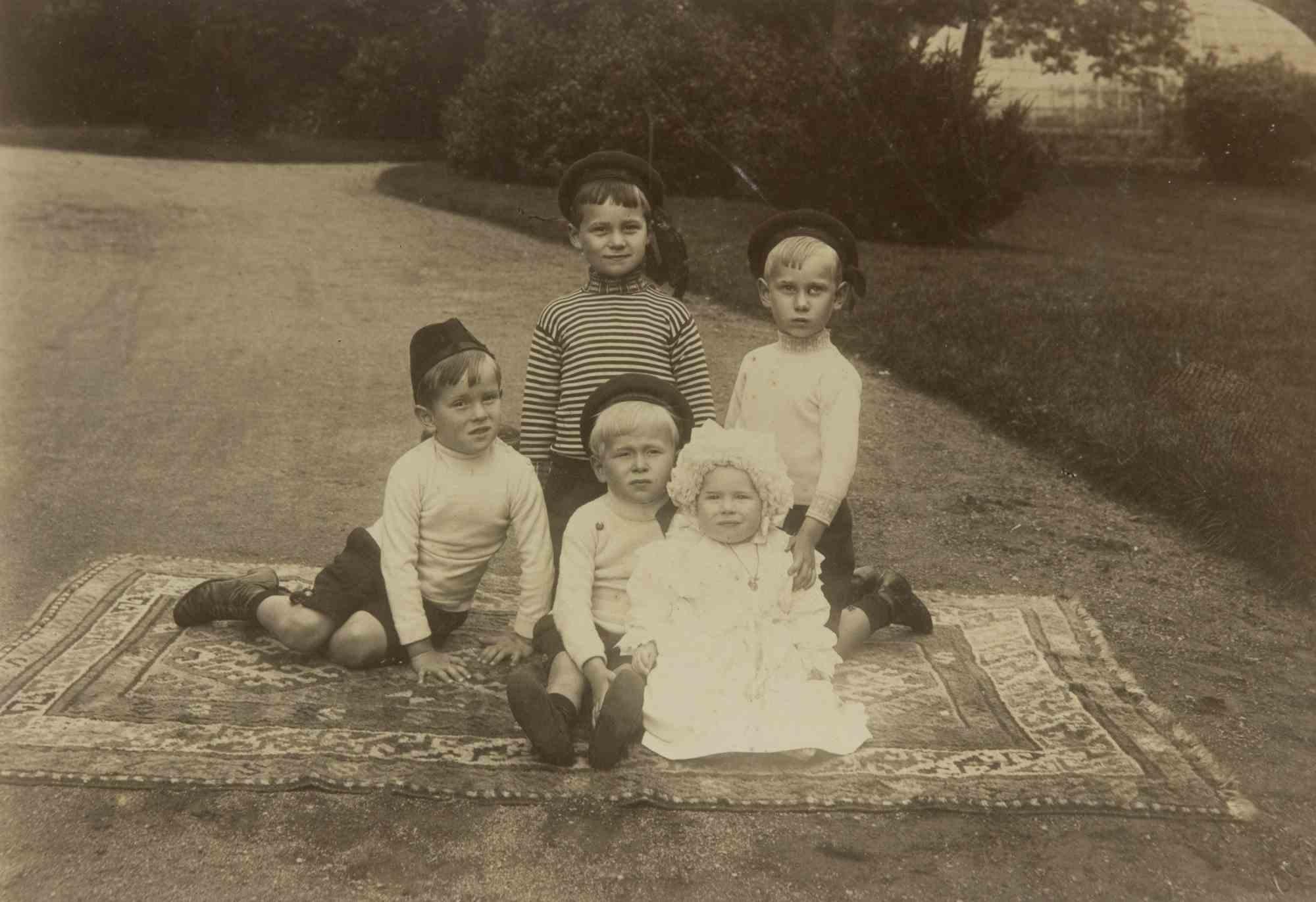 Portrait Photograph di Unknown - Fratelli - Fotografia - Metà del XX secolo