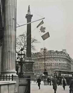 Le nouveau drapeau du Canada - photo vintage - 1965