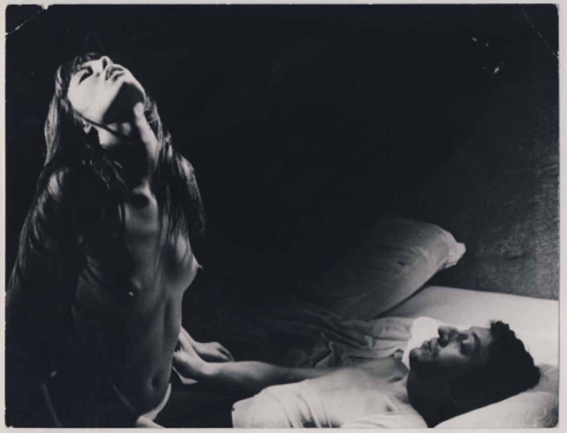 Unknown Black and White Photograph - 'CANNABIS' SERGE GAINSBOURG JANE BIRKIN STILL FROM 1970 - VINTAGE PHOTOGRAPH 