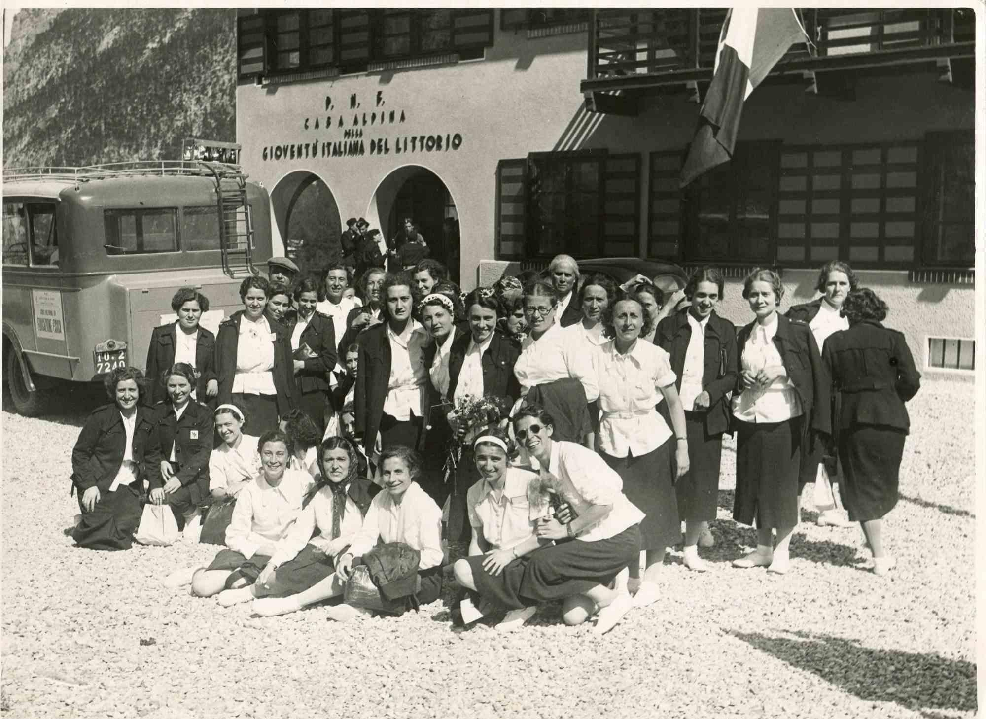 Unknown Black and White Photograph - Casa Alpina - B/W Photograph - 1930's
