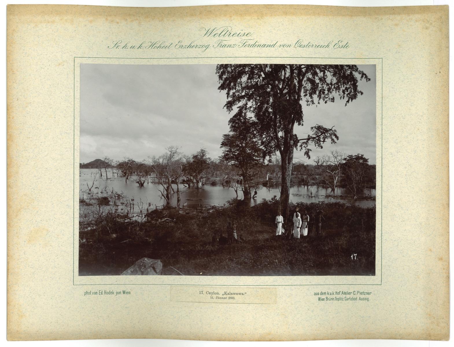 Unknown Landscape Photograph - Ceylon Kalawewa - Vintage Photo - 1893