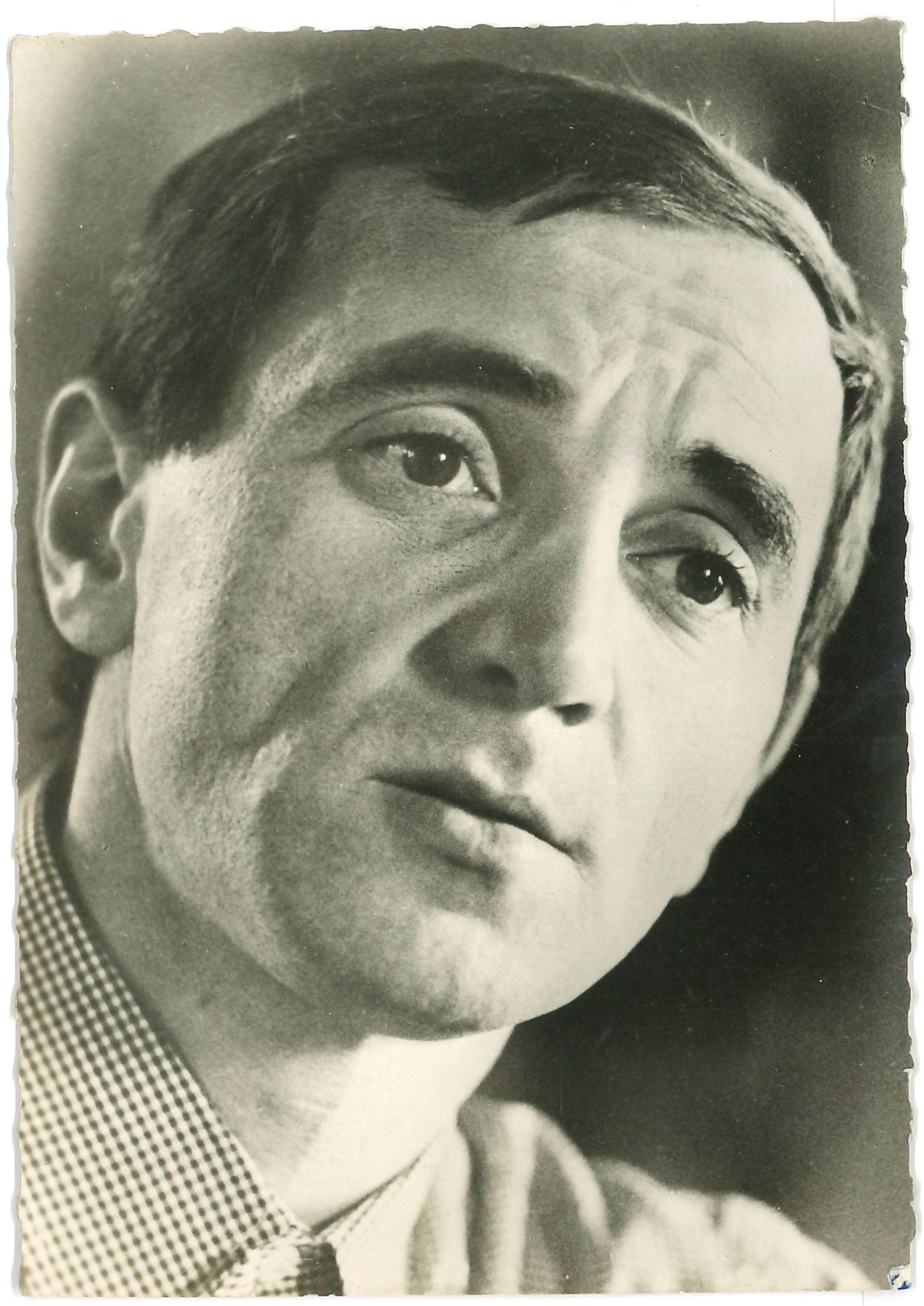 Unknown Figurative Photograph – Charles Aznavour –  Foto - 1960er Jahre