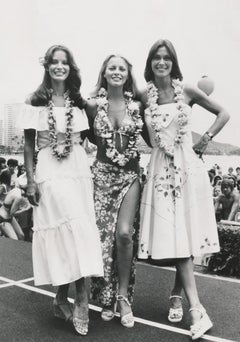 Vintage Charlie's Angels in Hawaii Fine Art Print