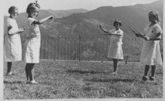 Children Play with Wooden Hoops - Vintage b/w Photo - 1930 c.a.