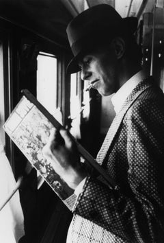 David Bowie Reading on the Train Globe Photos Fine Art Print