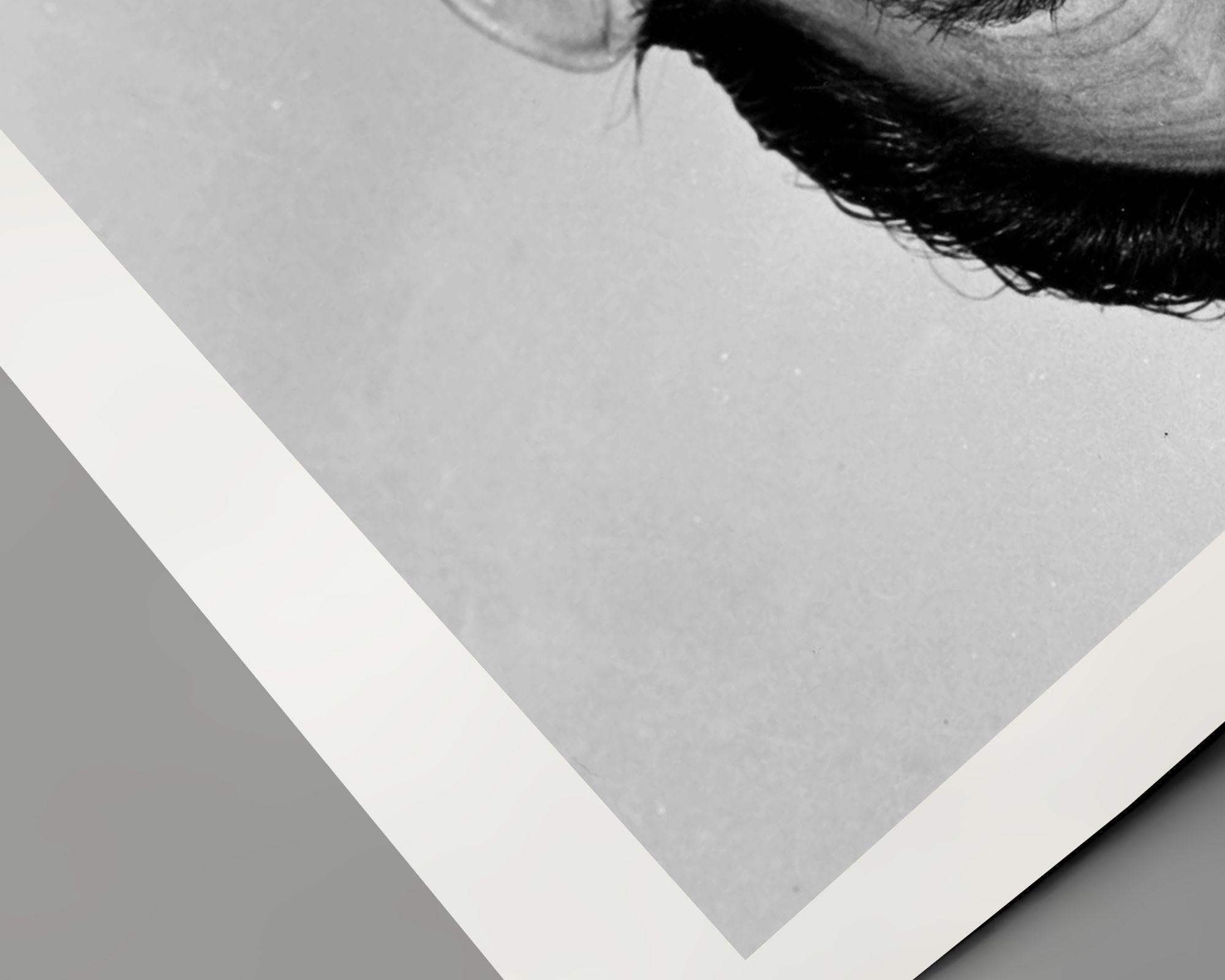 Distortierter Salvador Dali – Photograph von Unknown