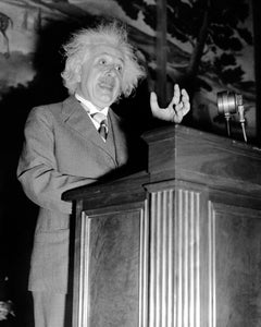 Lectures Albert Einstein