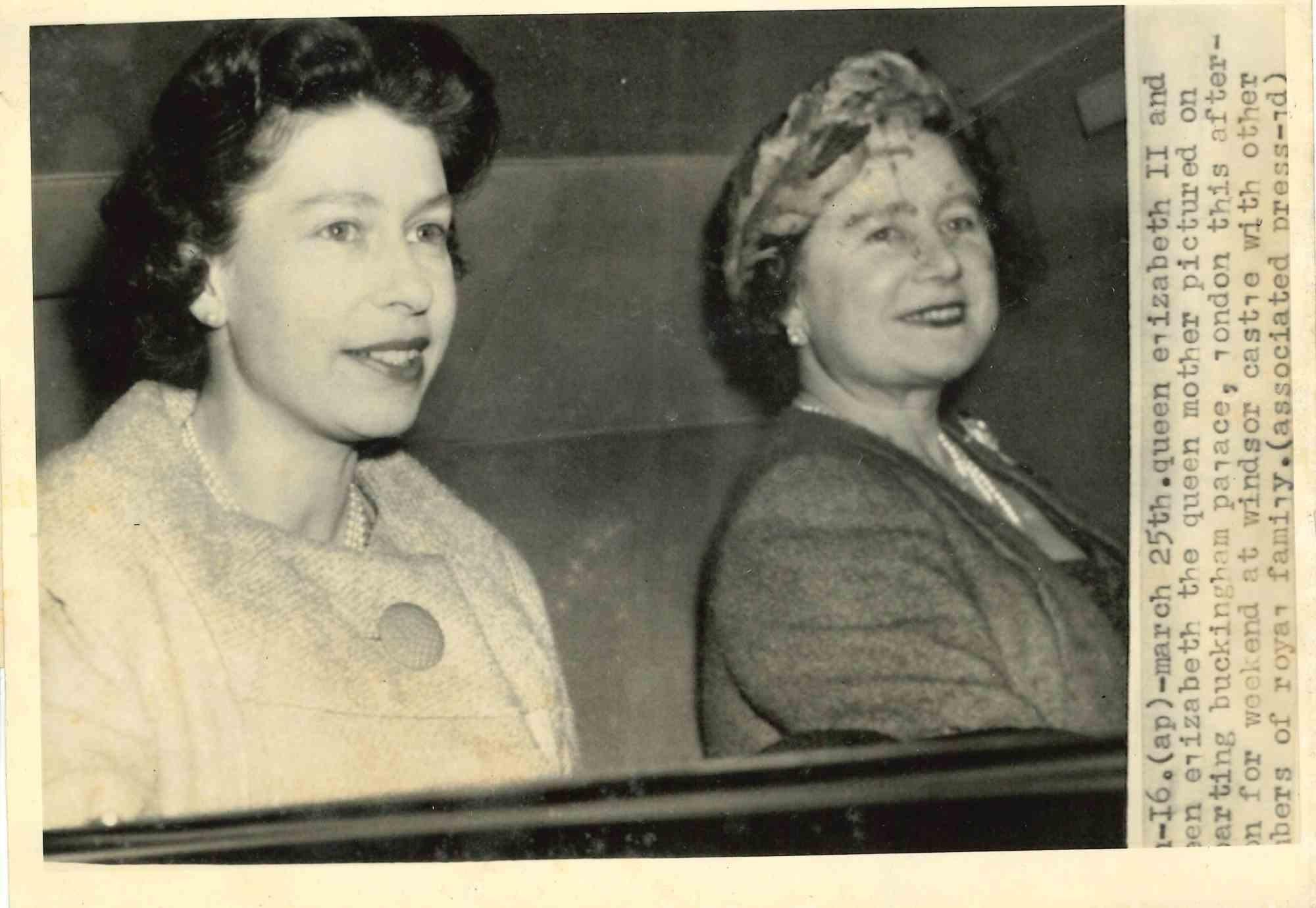 Unknown Figurative Photograph - Elizabeth II and Elizabeth the Queen Mother - Vintage Photograph - 1960s