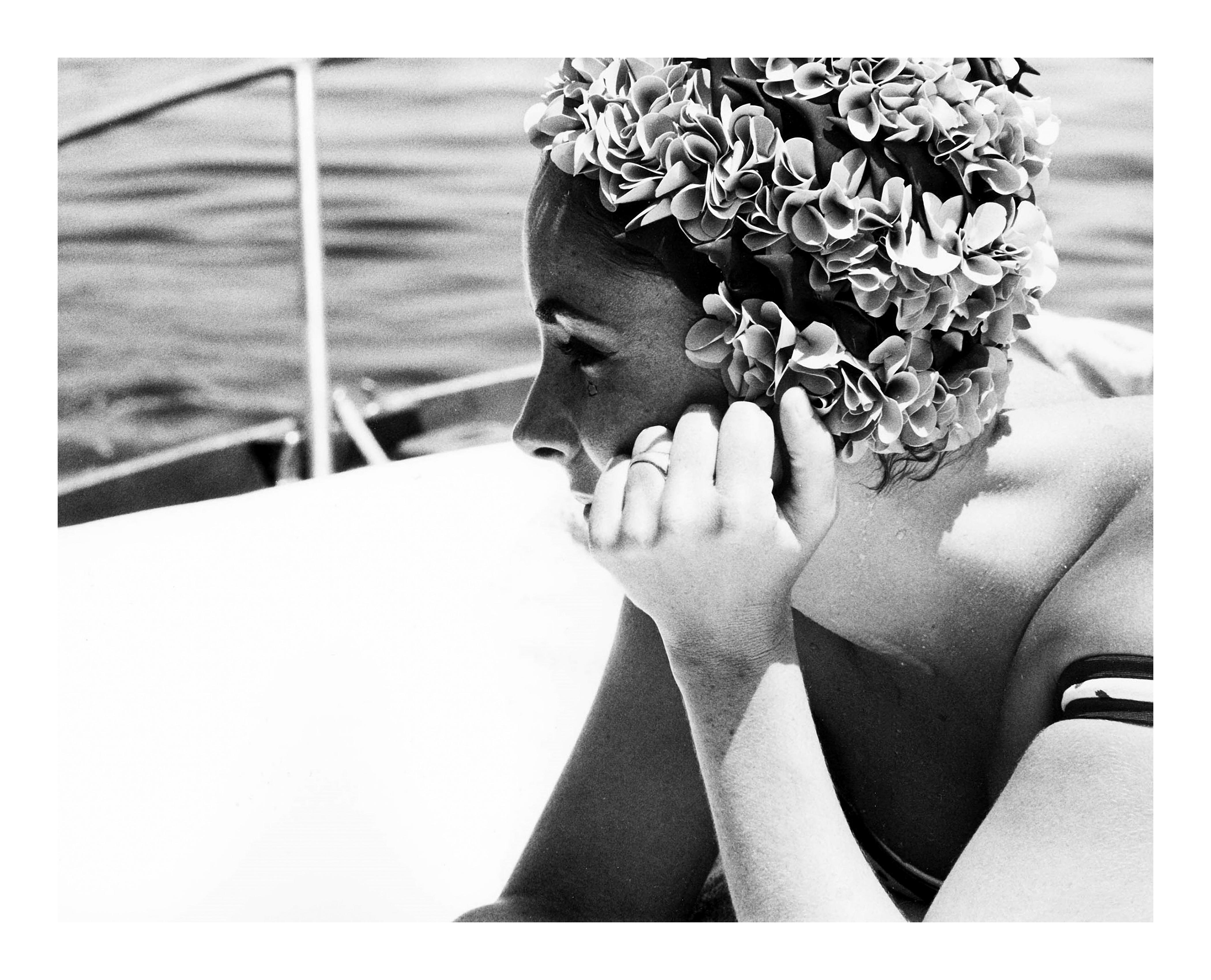 Elizabeth Taylor mit Badekappe (Zeitgenössisch), Photograph, von Unknown