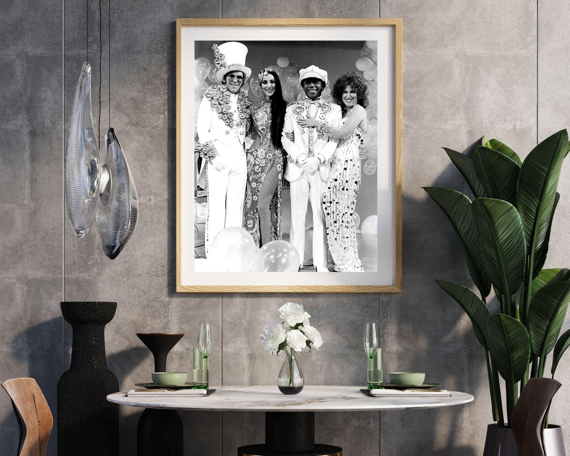 Elton John, Cher, Bette Midler und Flip Wilson – Photograph von Unknown