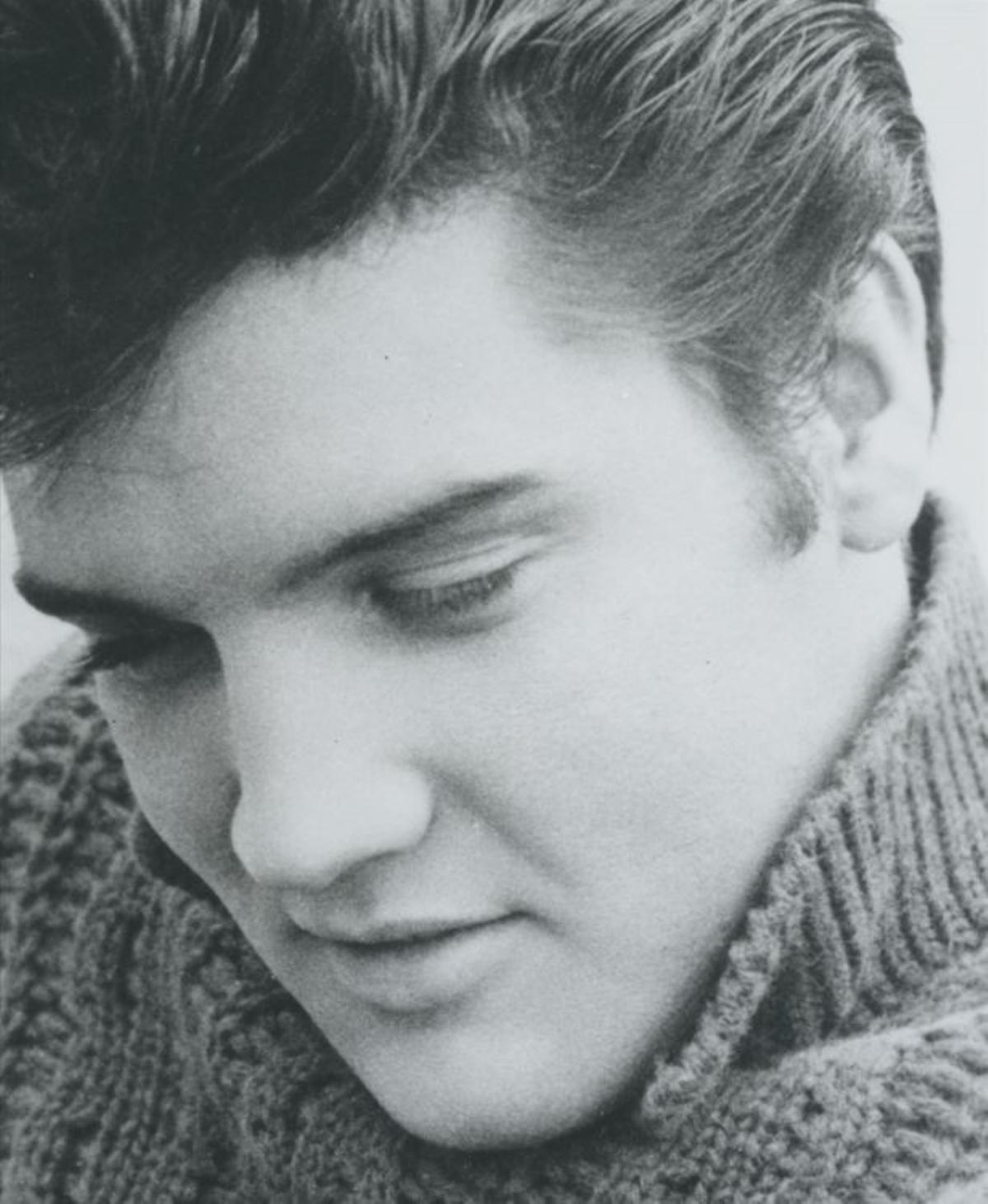 Elvis Presley, portrait - Photograph by Unknown