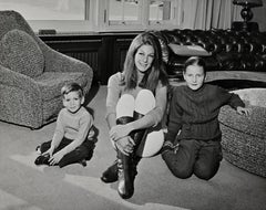 Family Portait - Vintage Photo - 1970s